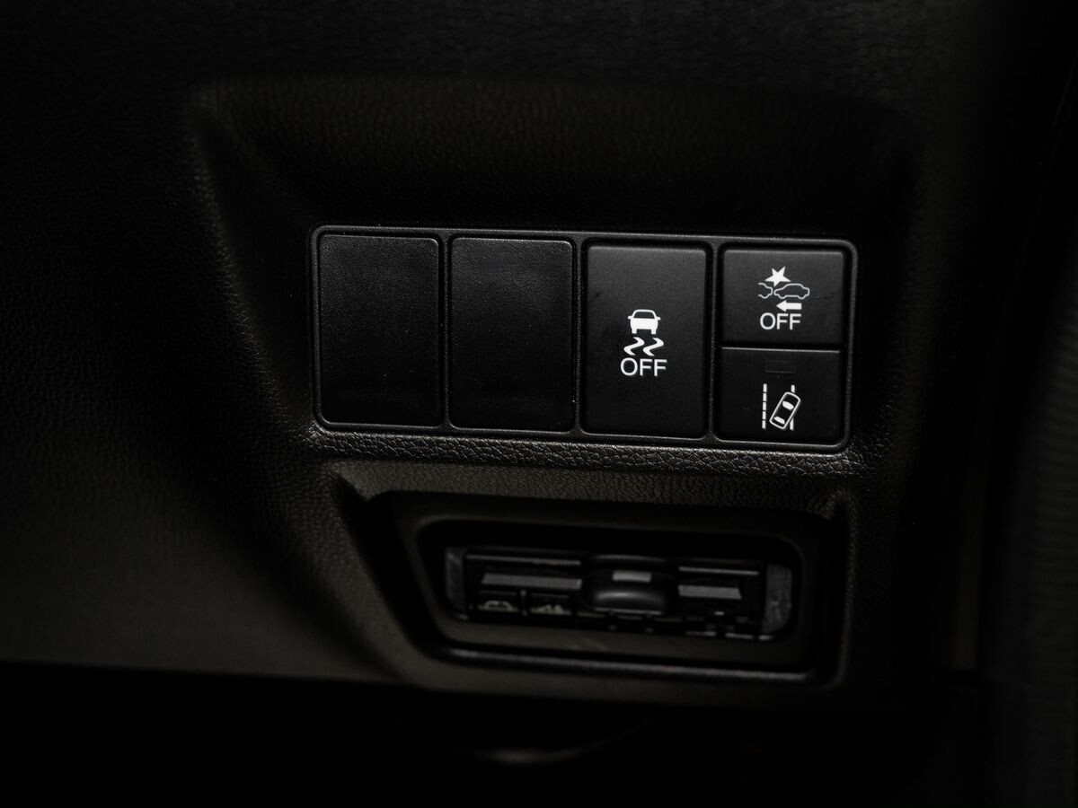 Honda Stepwgn 2015 - фото автомобиля