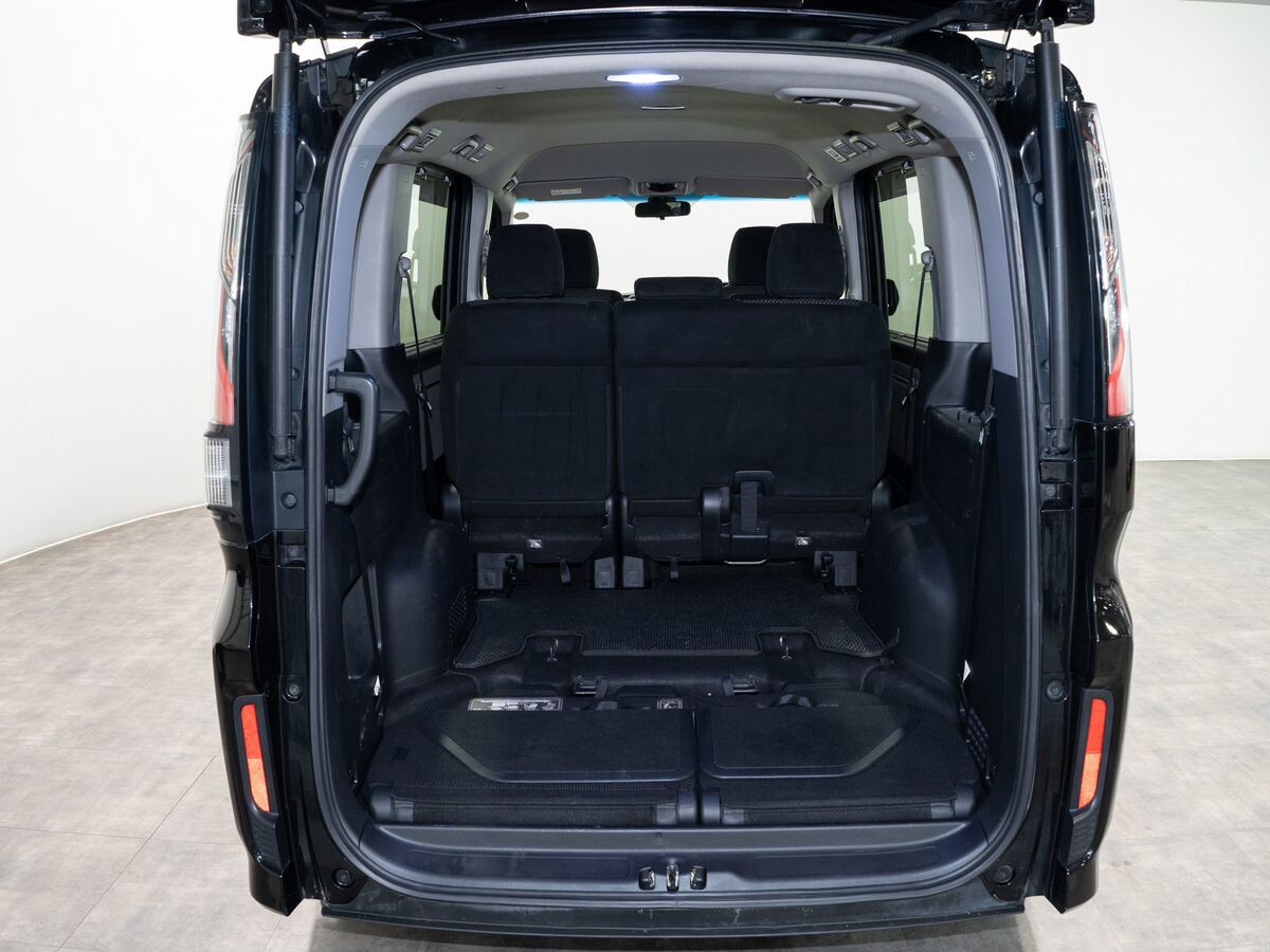 Honda Stepwgn 2015 - фото автомобиля