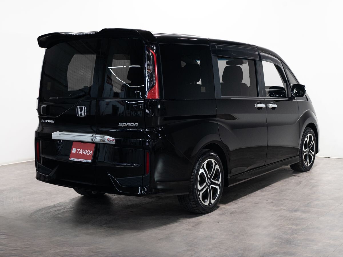 Honda Stepwgn 2015 - фото автомобиля