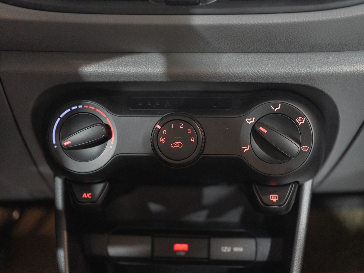 Kia Morning 2021 - фото автомобиля