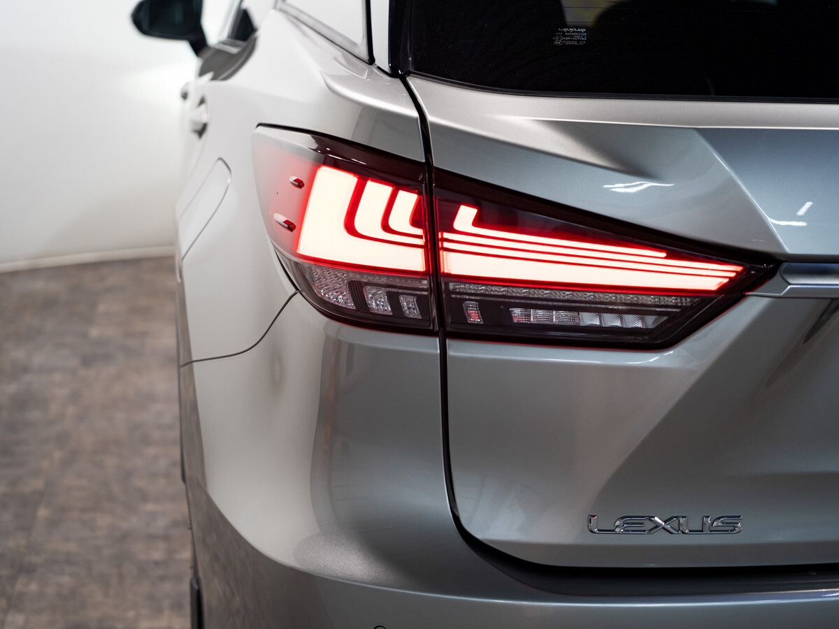 Lexus RX300 2019 - фото автомобиля
