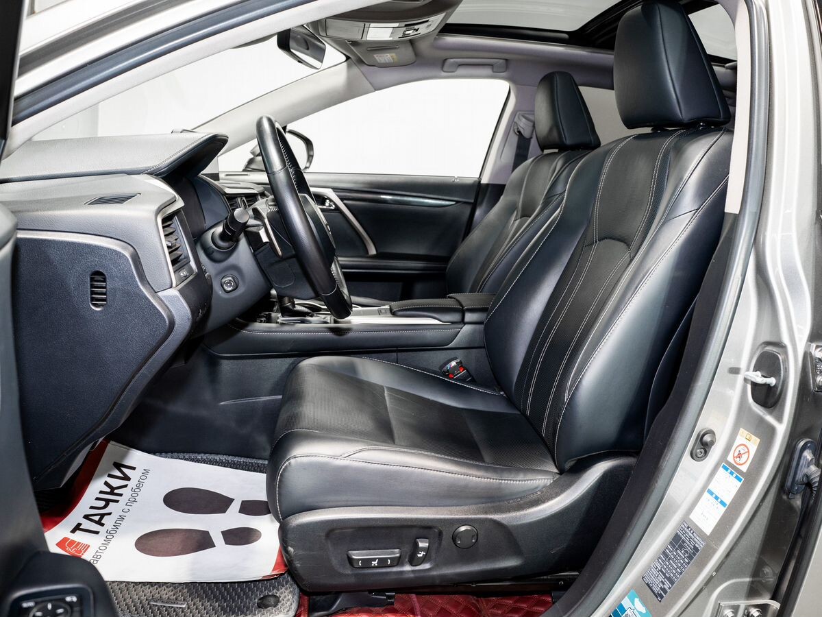 Lexus RX300 2019 - фото автомобиля