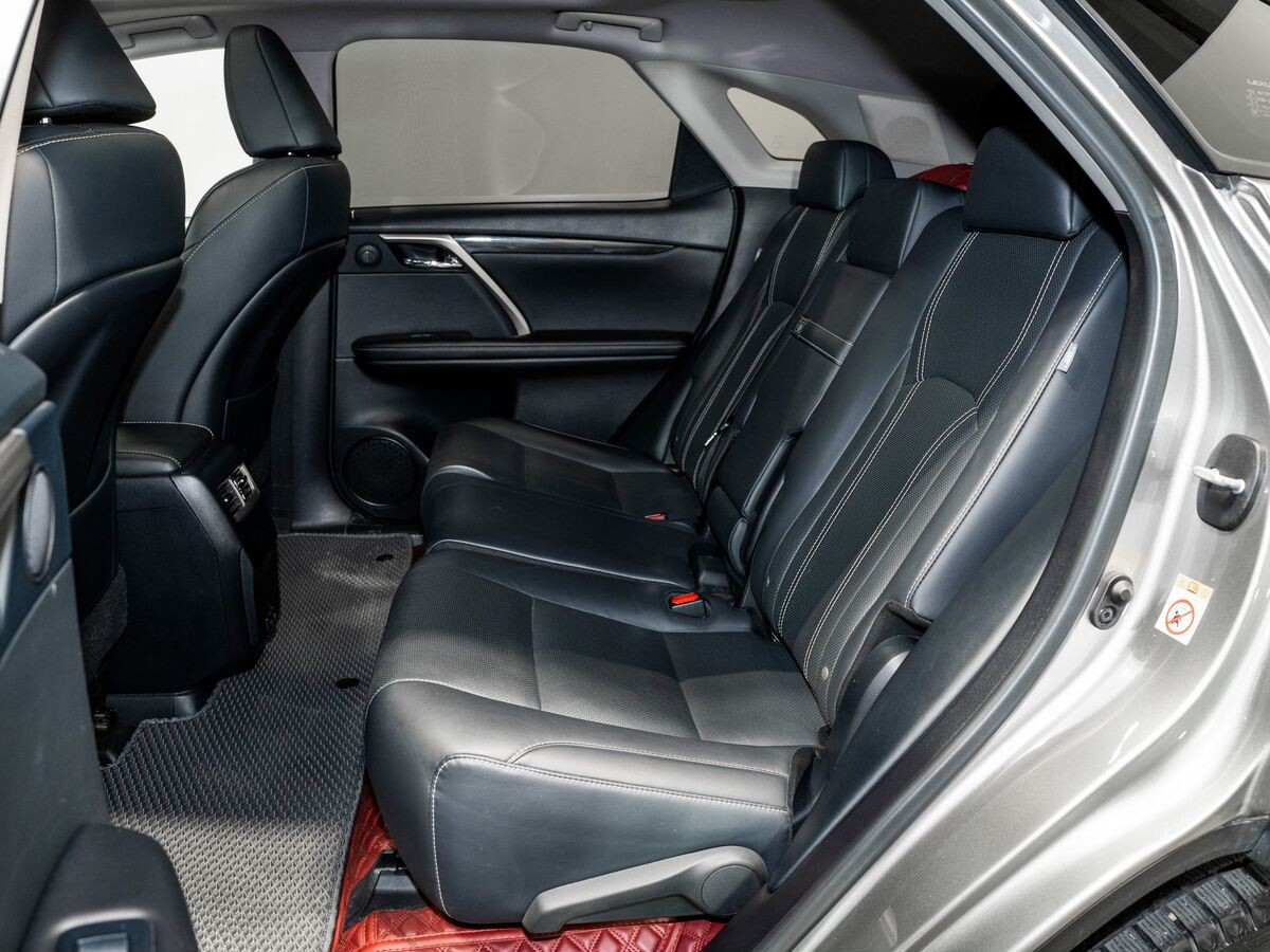 Lexus RX300 2019 - фото автомобиля