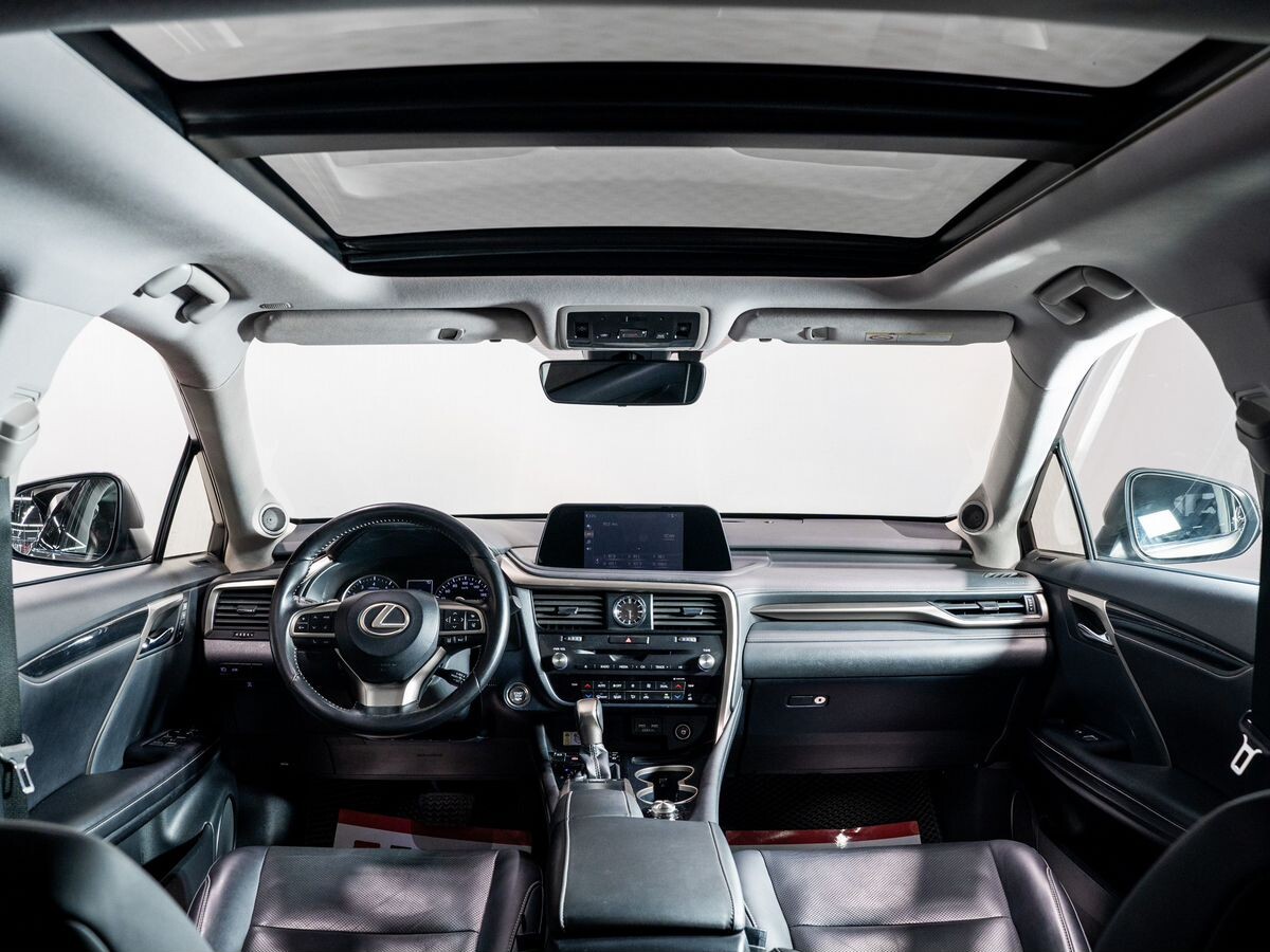 Lexus RX300 2019 - фото автомобиля
