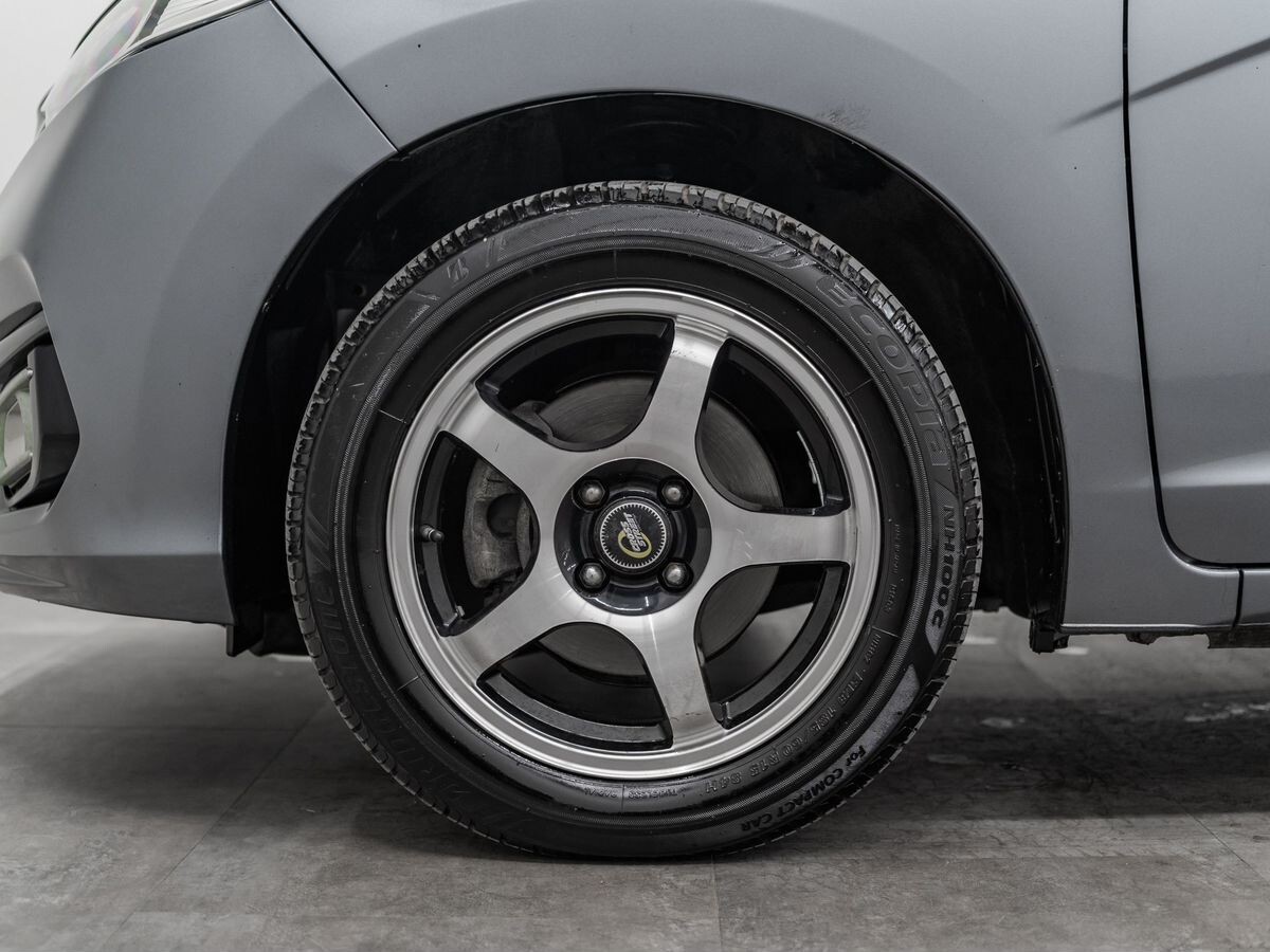 Honda Fit 2018 - фото автомобиля