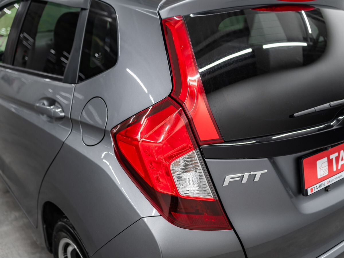Honda Fit 2018 - фото автомобиля