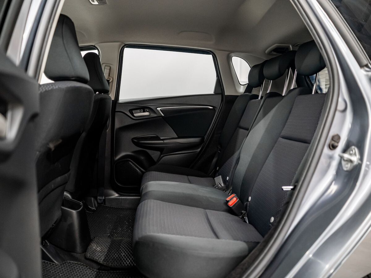 Honda Fit 2018 - фото автомобиля