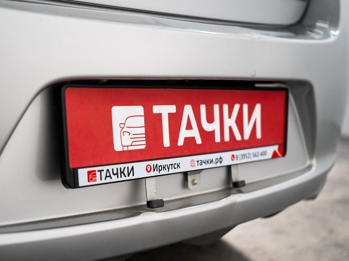 Nissan Leaf 2011 - фото автомобиля