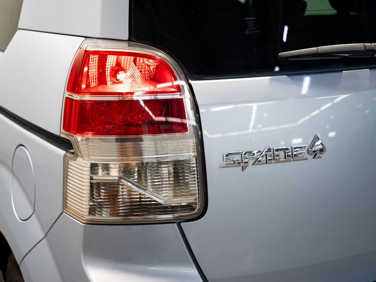 Toyota Spade 2014 - фото автомобиля