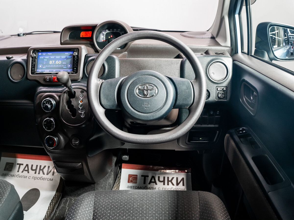 Toyota Spade 2014 - фото автомобиля