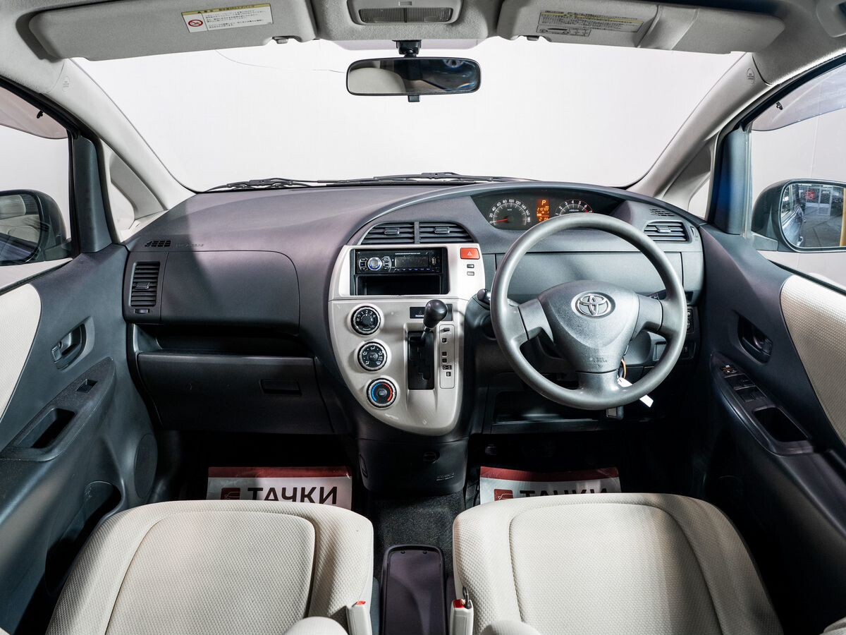 Toyota Ractis 2008 - фото автомобиля