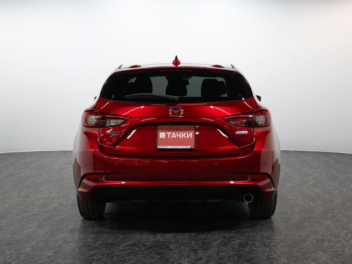 Mazda Axela 2017 - фото автомобиля