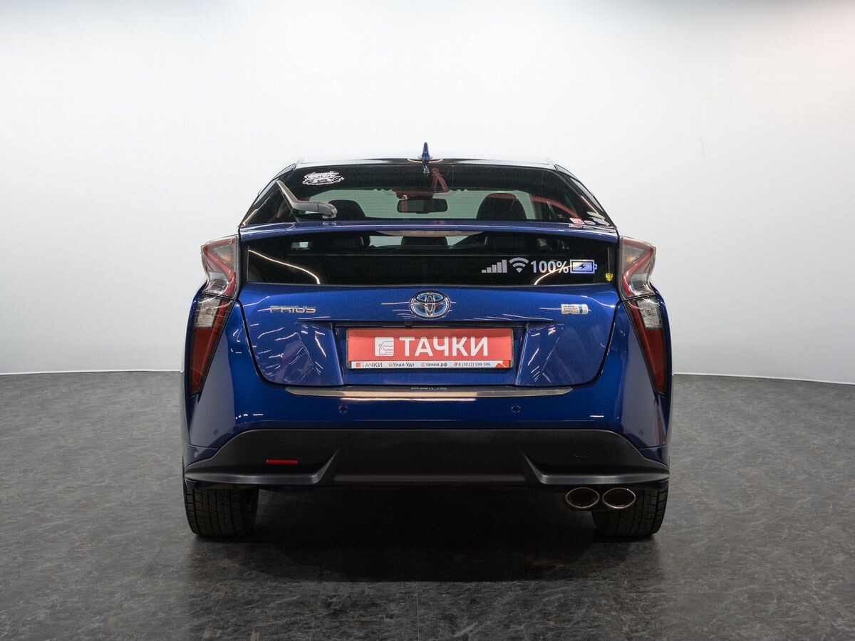 Toyota Prius 2016 - фото автомобиля