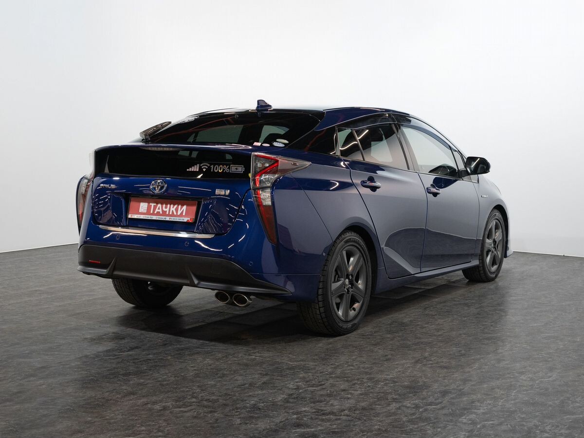 Toyota Prius 2016 - фото автомобиля