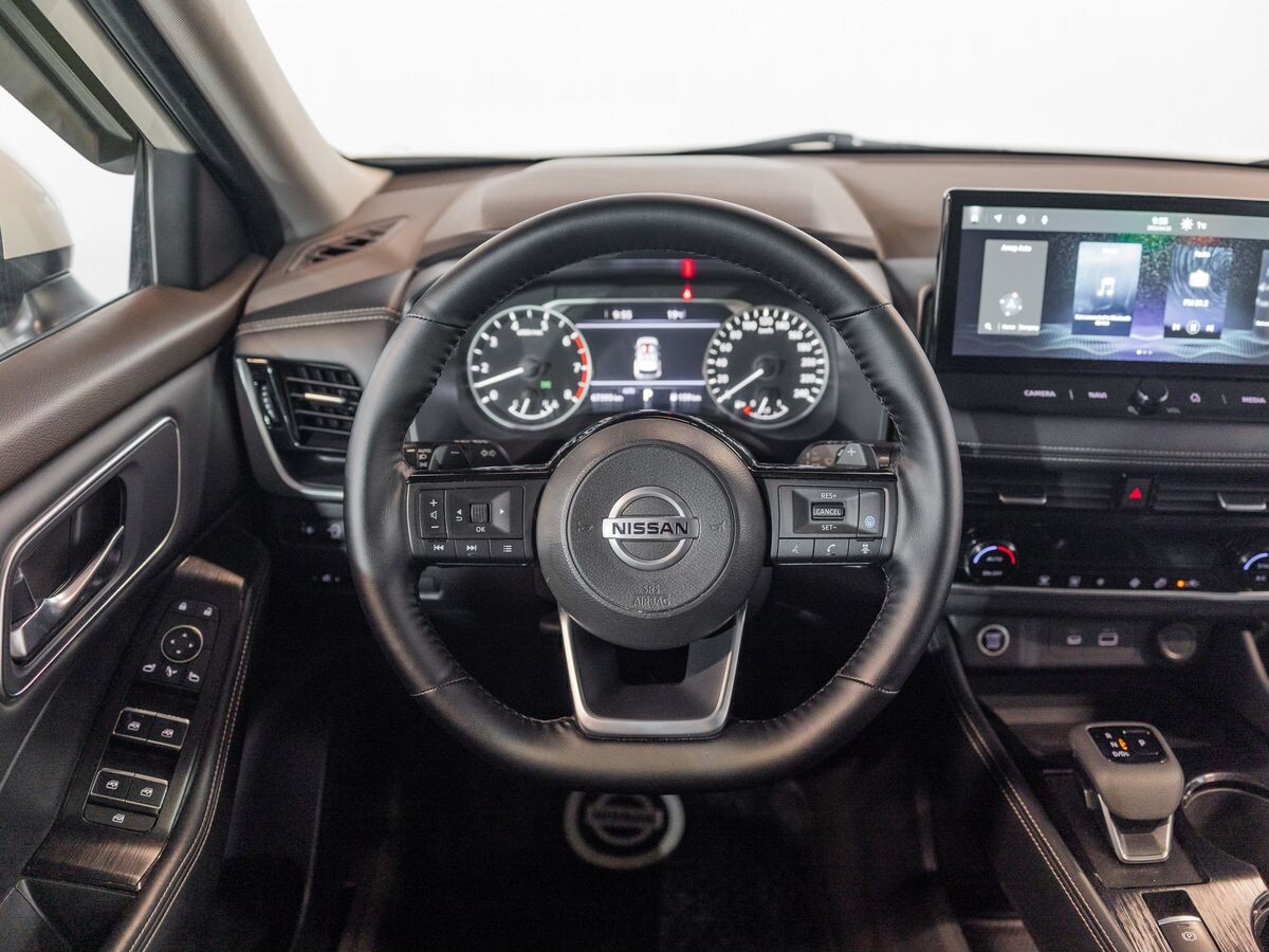Nissan X-Trail 2021 - фото автомобиля