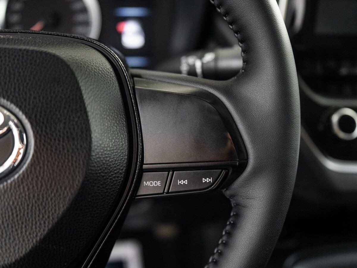 Toyota Corolla 2019 - фото автомобиля