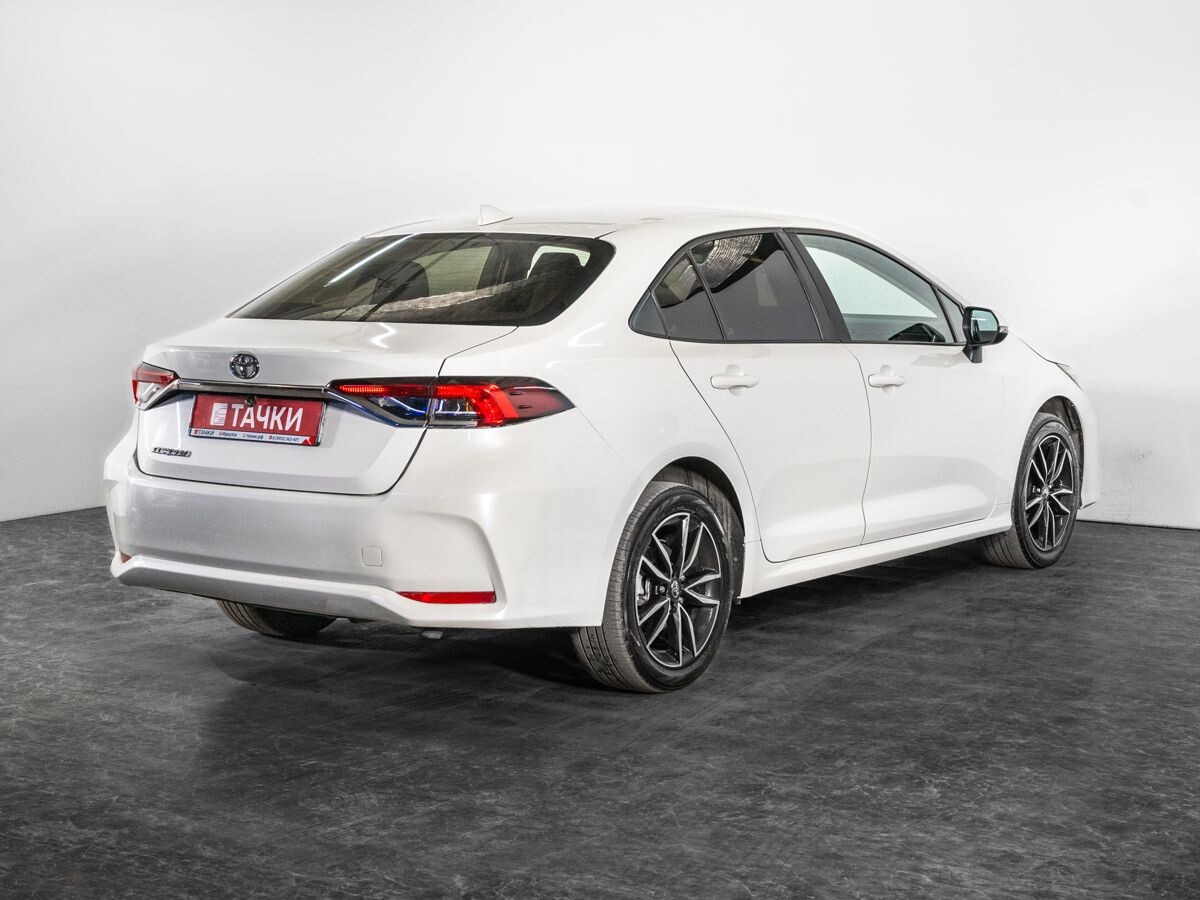 Toyota Corolla 2019 - фото автомобиля
