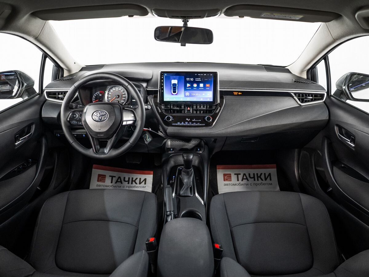 Toyota Corolla 2019 - фото автомобиля