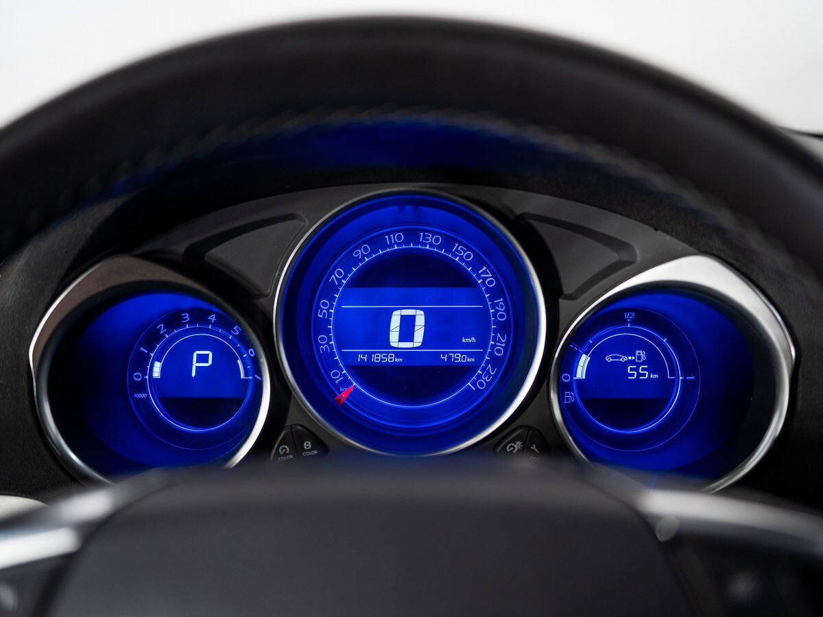 Citroen C4 2016 - фото автомобиля