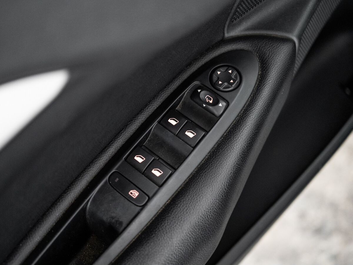 Citroen C4 2016 - фото автомобиля