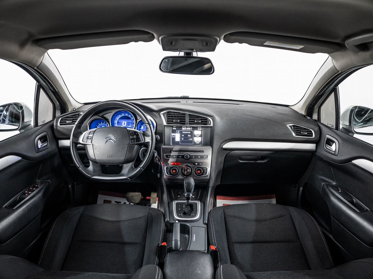 Citroen C4 2016 - фото автомобиля