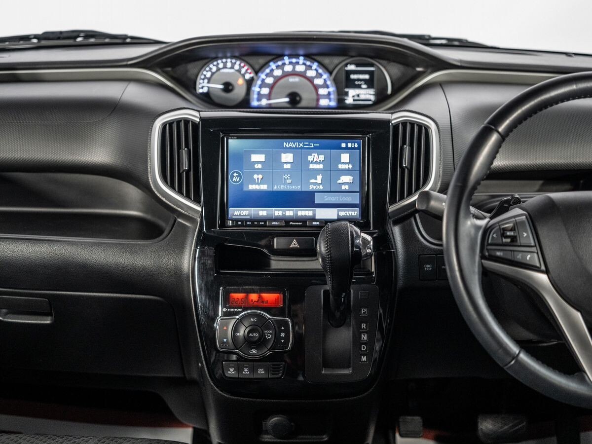 Suzuki Solio 2019 - фото автомобиля