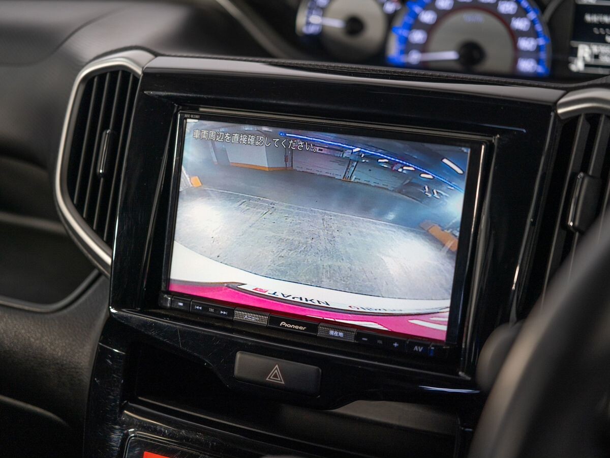 Suzuki Solio 2019 - фото автомобиля