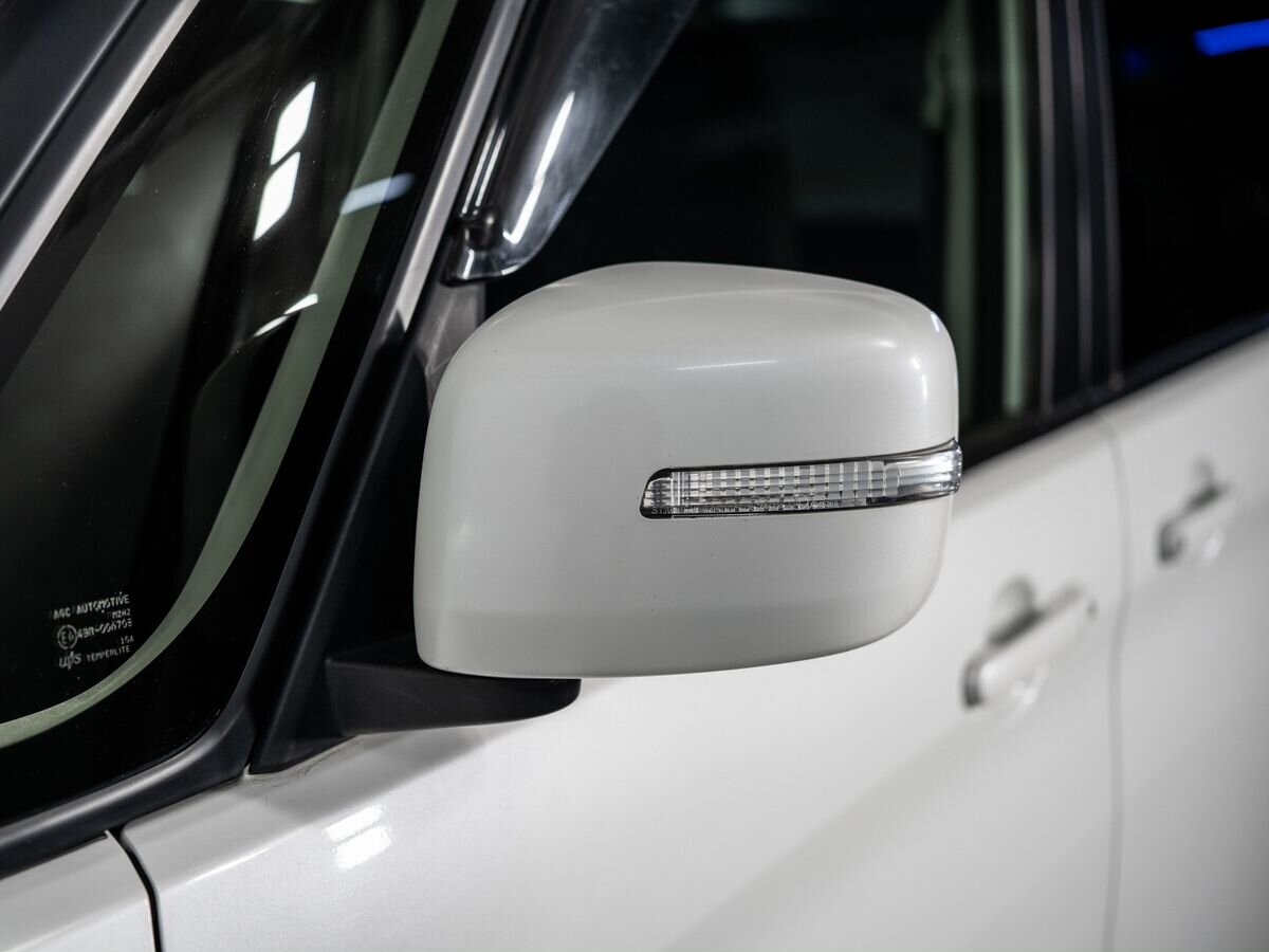 Suzuki Solio 2019 - фото автомобиля