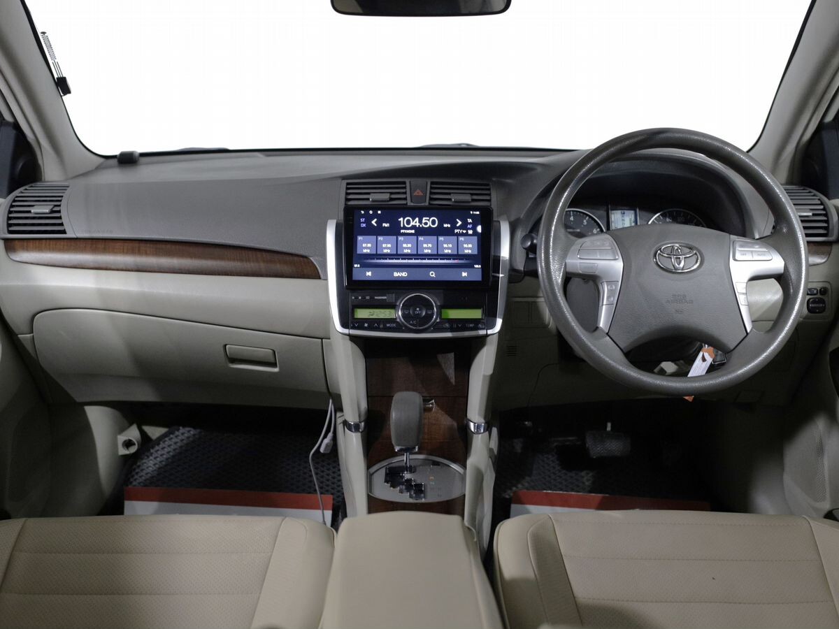 Toyota Premio 2011 - фото автомобиля