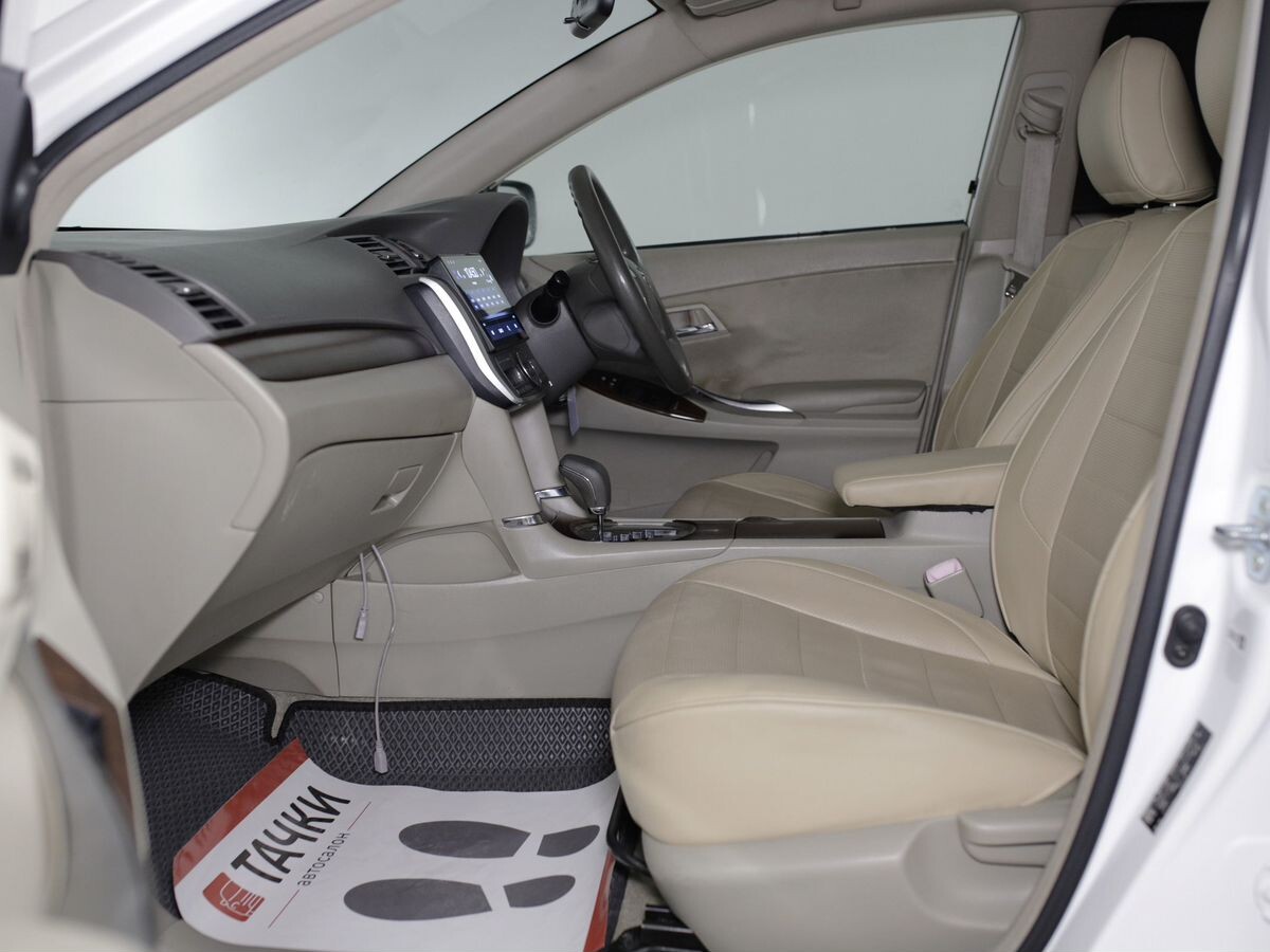 Toyota Premio 2011 - фото автомобиля