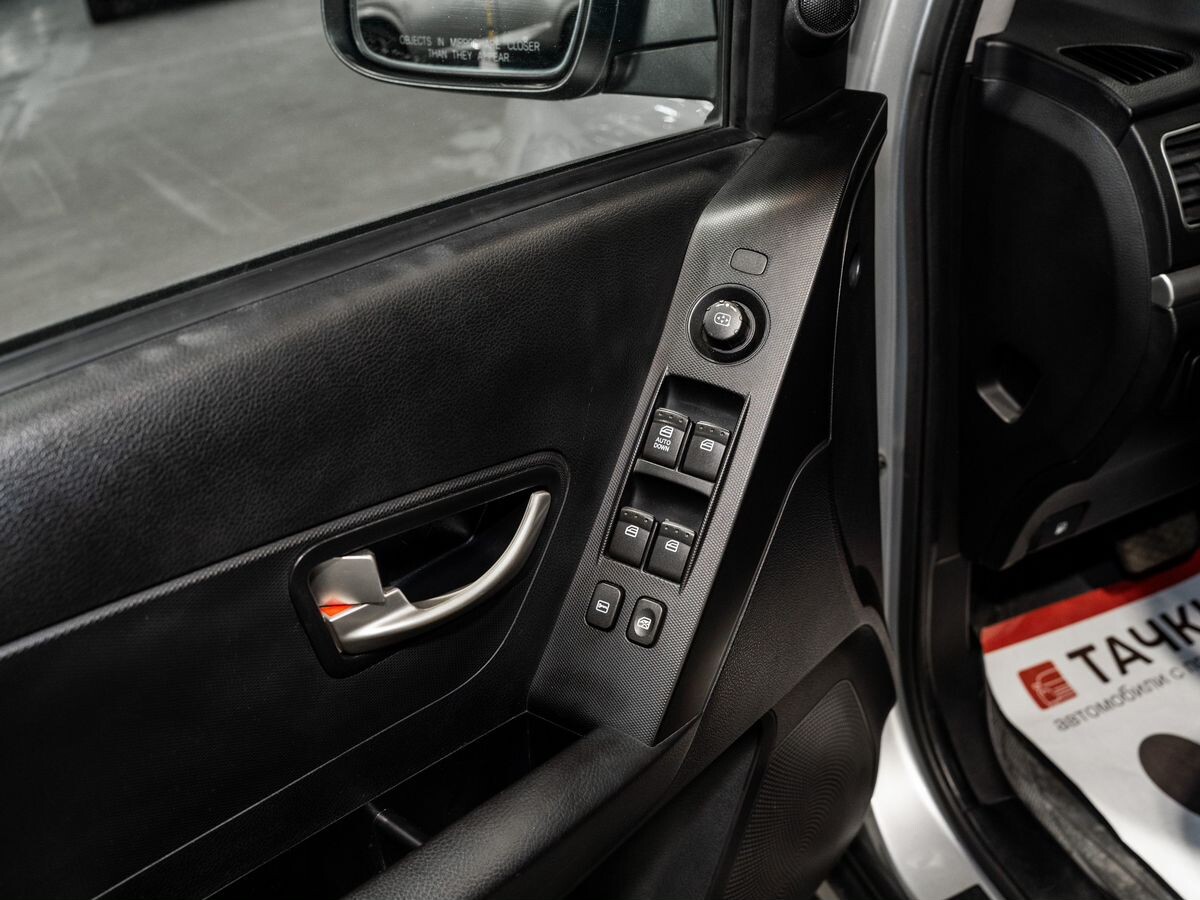 SsangYong Actyon 2011 - фото автомобиля