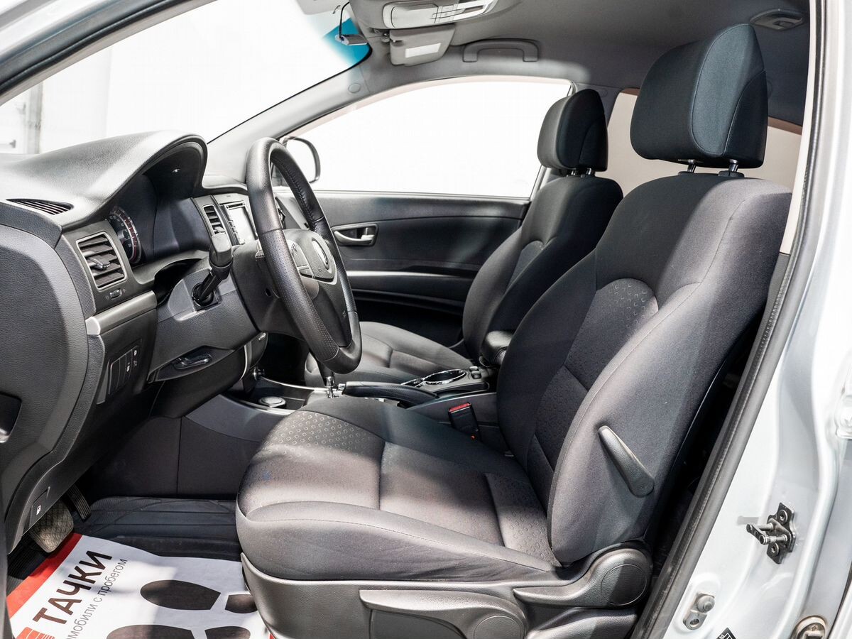 SsangYong Actyon 2011 - фото автомобиля