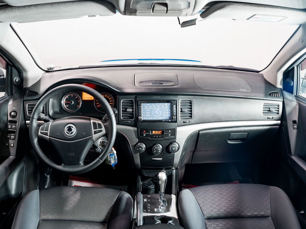 SsangYong Actyon 2011 - фото автомобиля