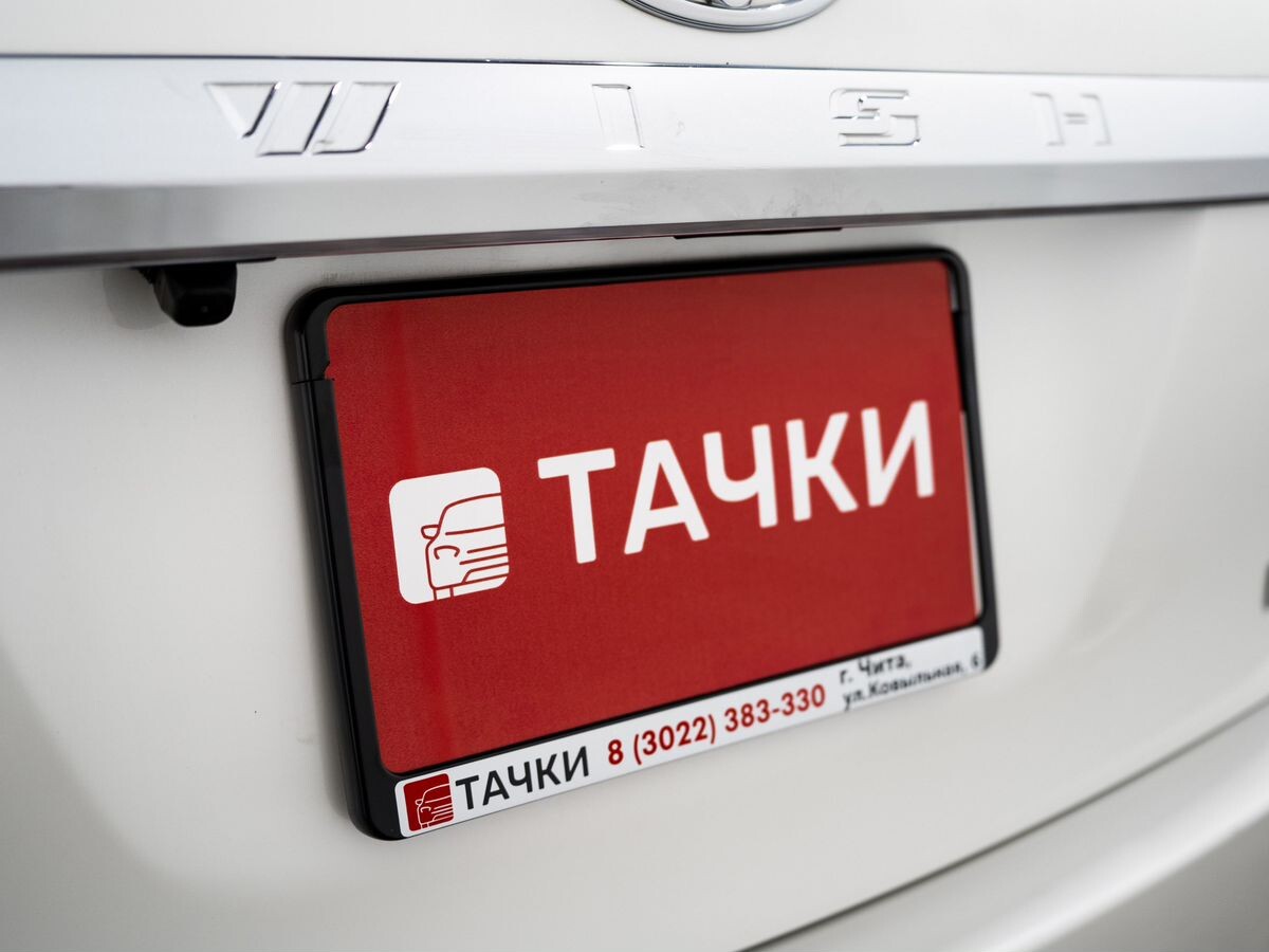 Toyota Wish 2012 - фото автомобиля