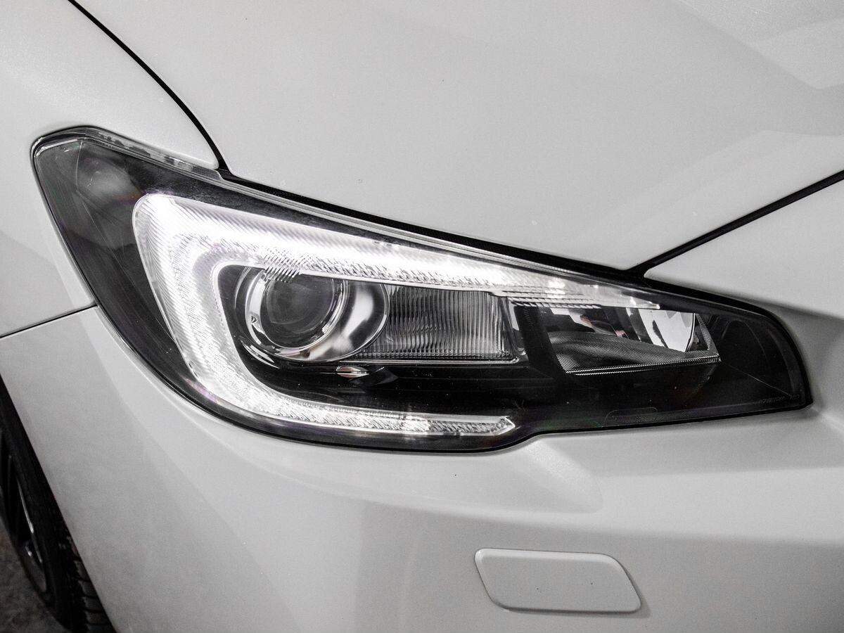 Subaru Levorg 2016 - фото автомобиля