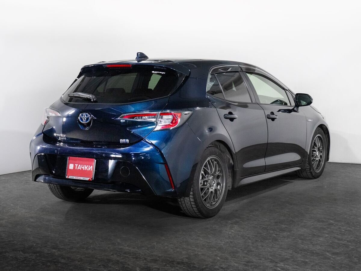 Toyota Corolla 2018 - фото автомобиля