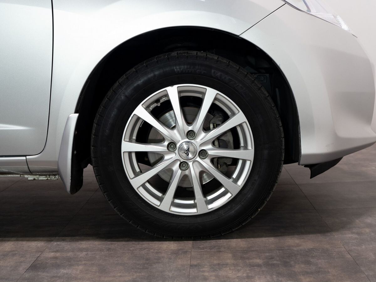 Honda Fit 2010 - фото автомобиля