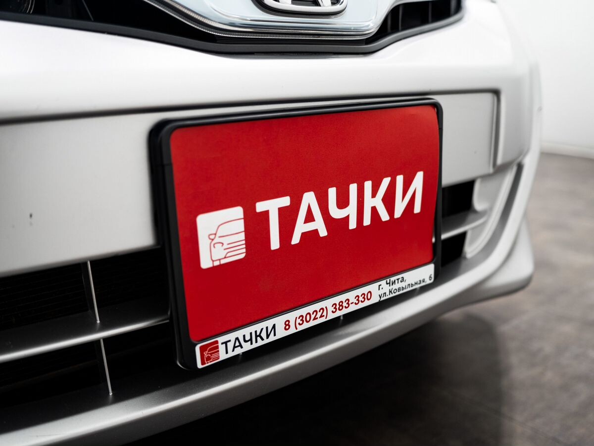 Honda Fit 2010 - фото автомобиля