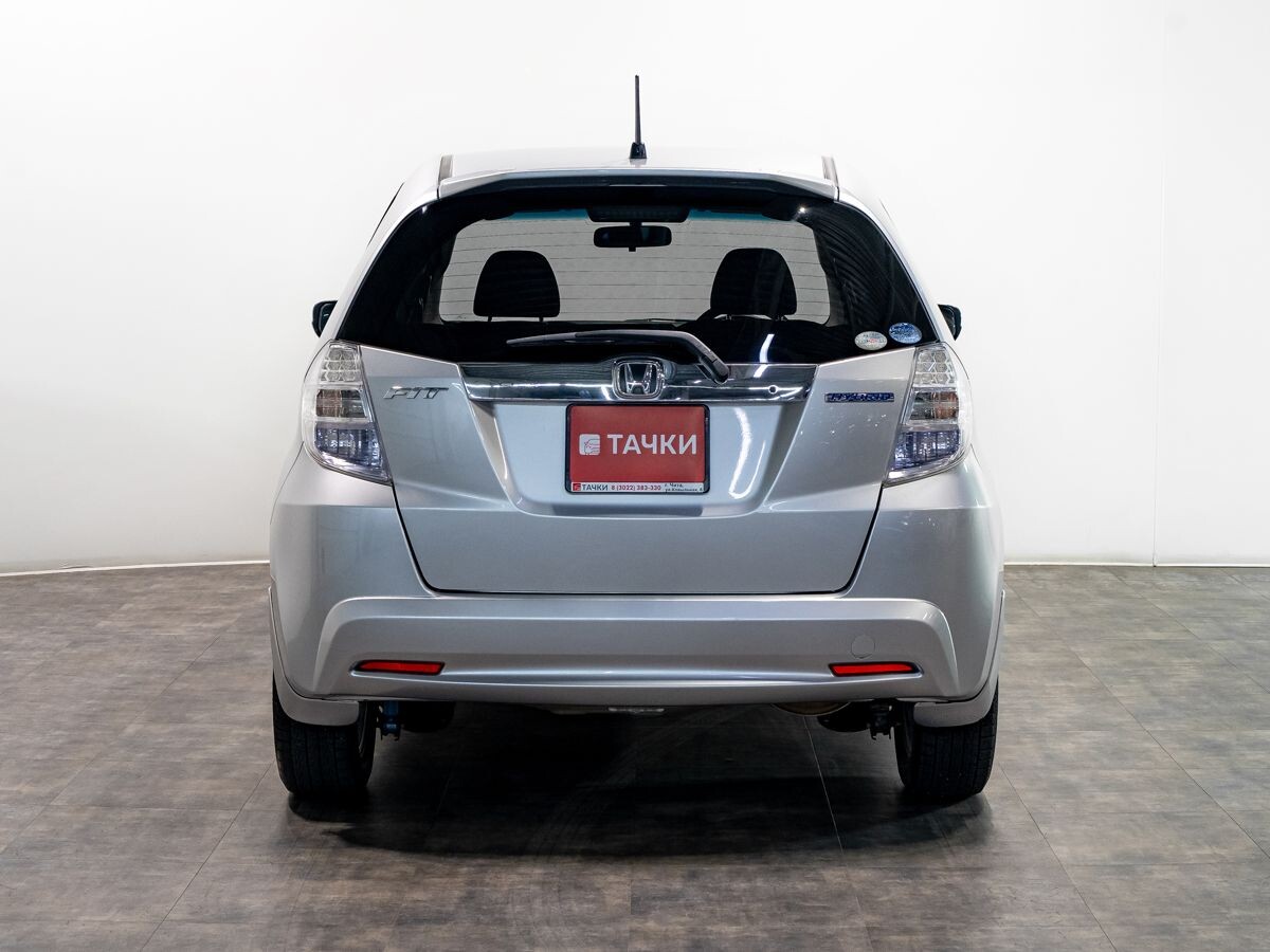 Honda Fit 2010 - фото автомобиля