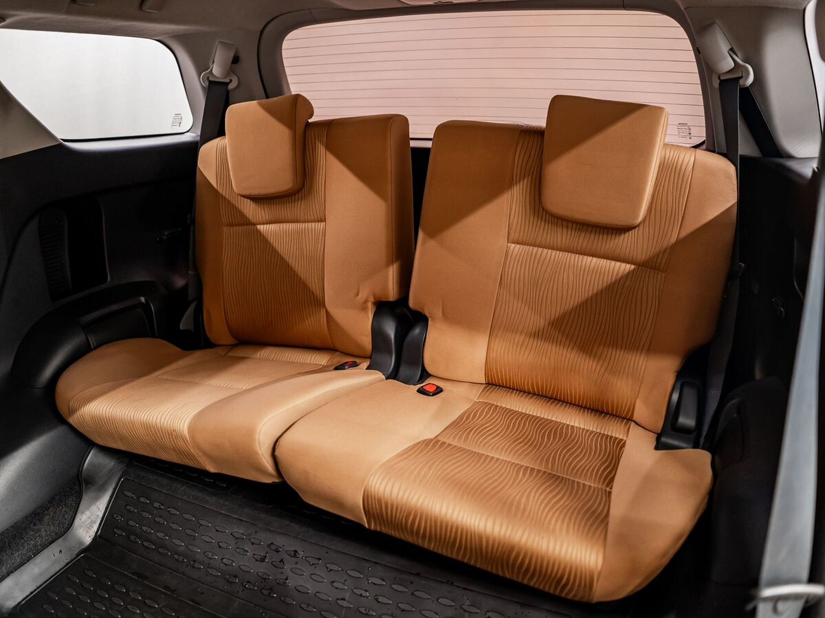 Toyota Fortuner 2021 - фото автомобиля