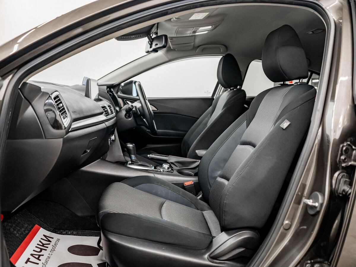 Mazda Axela 2016 - фото автомобиля