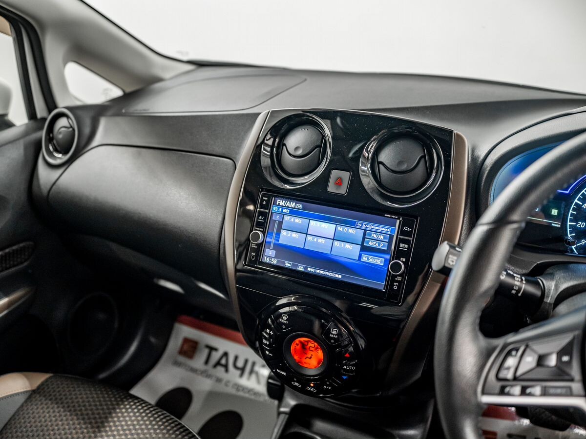 Nissan Note 2017 - фото автомобиля