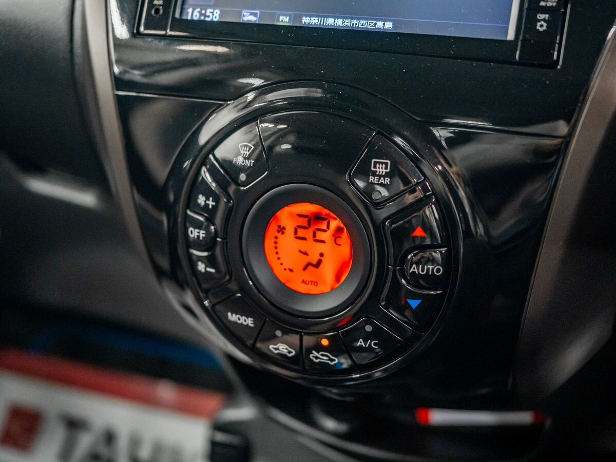 Nissan Note 2017 - фото автомобиля