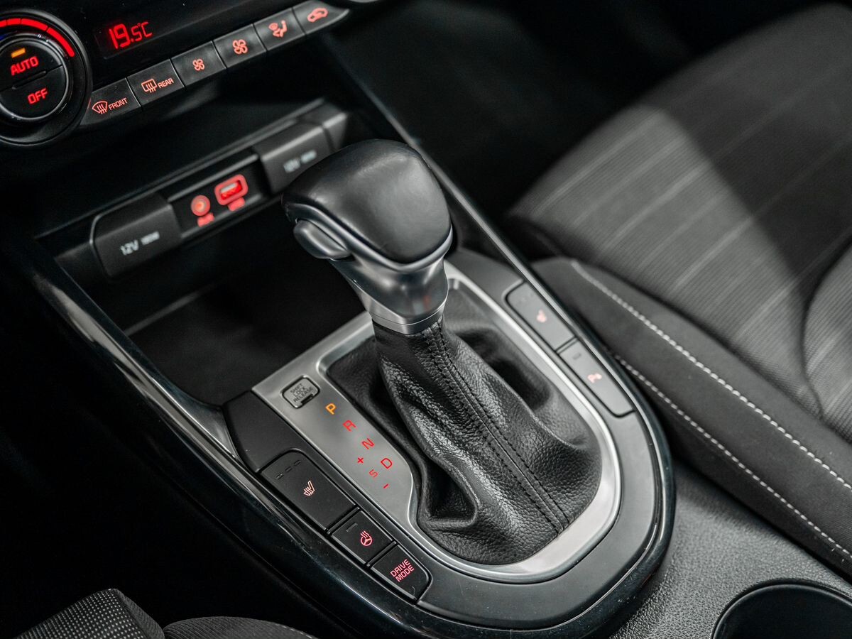 Kia Cerato 2018 - фото автомобиля