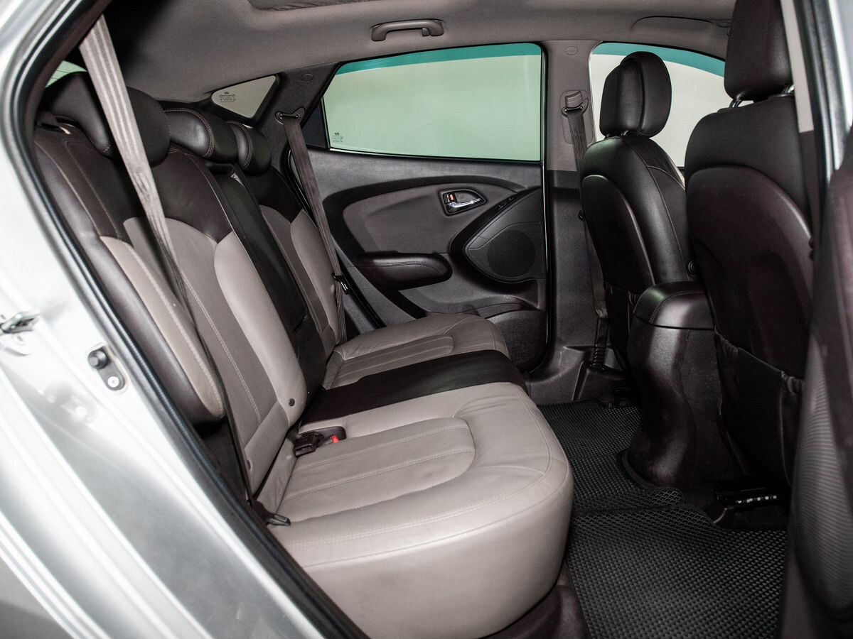 Hyundai ix35 2011 - фото автомобиля