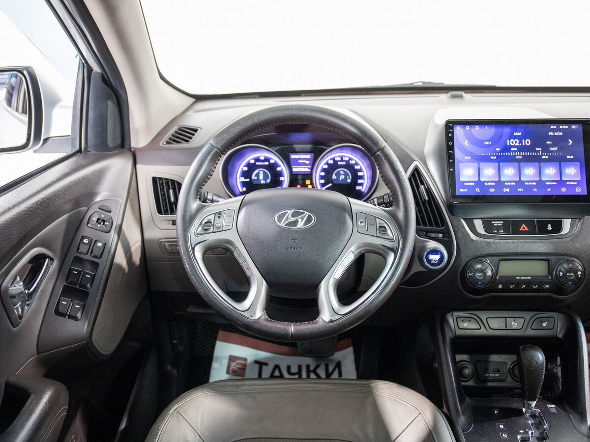 Hyundai ix35 2011 - фото автомобиля