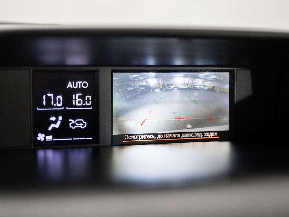 Subaru Forester 2013 - фото автомобиля