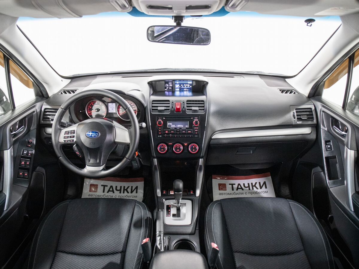 Subaru Forester 2013 - фото автомобиля