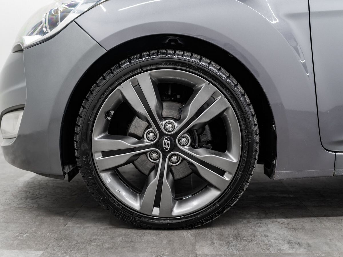 Hyundai Veloster 2012 - фото автомобиля