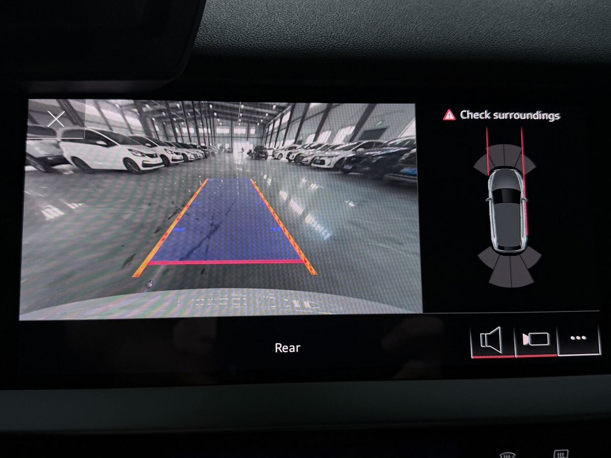 Audi A3 2022 - фото автомобиля